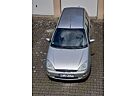 Ford Focus 1.6 Ghia TÜV NEU, ohne Mängel !!