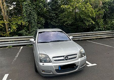Opel Signum 1.9 CDTI 110kW