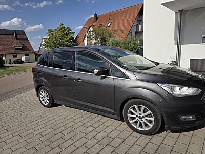 Ford Grand C-Max 2,0TDCi 110kW Titanium