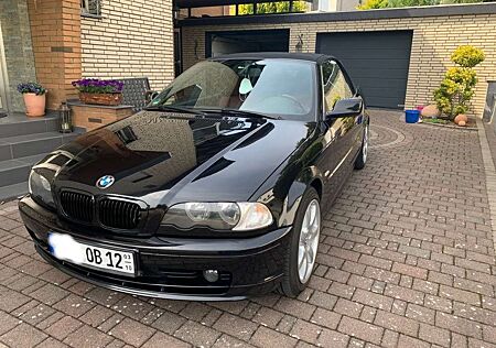 BMW 325Ci -Cabrio e46 Schwarz, Klima, Standheizung