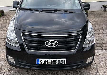 Hyundai H-1 Starex H-1 Grand Starex, 8-Si., AHK, Leder, Temp.
