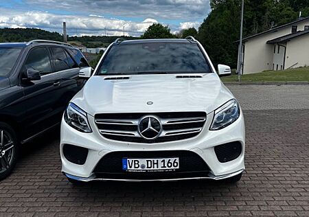 Mercedes-Benz GLE 350 d 4MATIC MB100