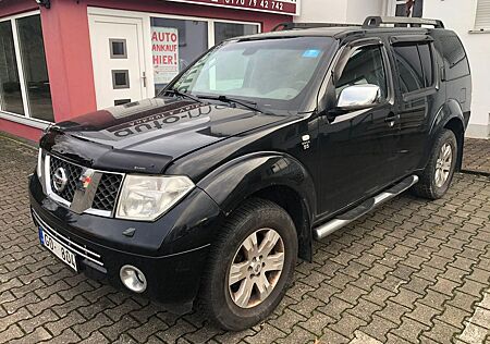 Nissan Pathfinder 2.5 dCi * STATUS 55 * LV-Papiere