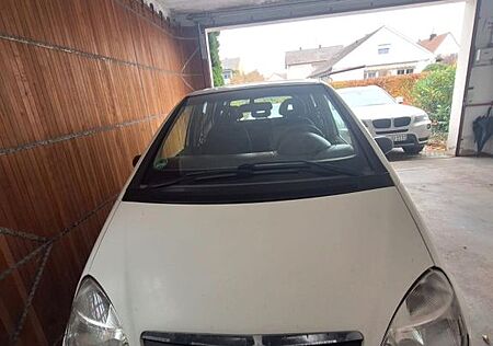 Mercedes-Benz A 140 CLASSIC Classic mit Lamellenschiebedach