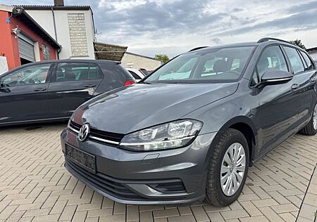 VW Golf Volkswagen 1.6 TDI Variant