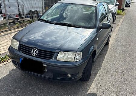 VW Polo Volkswagen 1.4 44kW Basis Basis