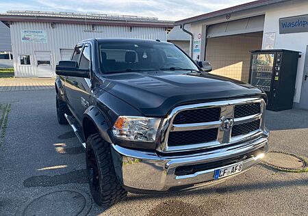 Dodge RAM 2500 6,4 V8