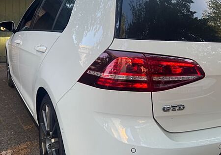 VW Golf Volkswagen 2.0 TDI DSG BMT GTD GTD