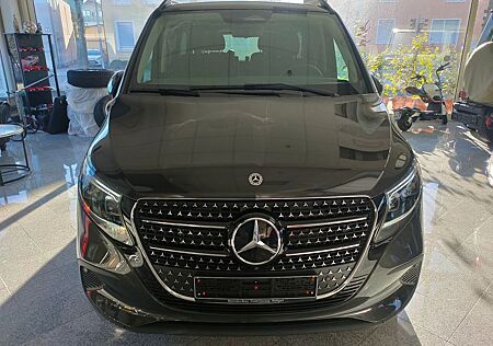 Mercedes-Benz V 300 Avantgarde 4 Matic Lang NEU 30 km
