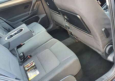 VW Golf Sportsvan Volkswagen 1.2 TSI 81kW Trendline Trendline