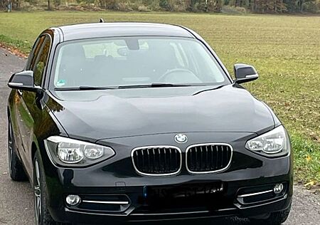 BMW 116d EfficientDynamics Edit. Sport Line Spor...