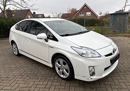 Toyota Prius 1.8-l-VVT-i Life