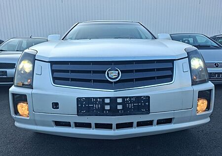 Cadillac SRX 4.6 V8 Sport Luxury, 7 Sitzer, LPG-Gas, Lede