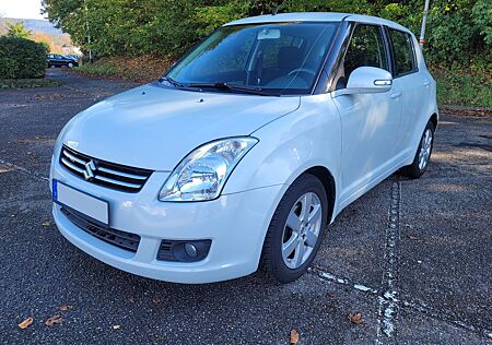 Suzuki Swift 1.3 Limited 25