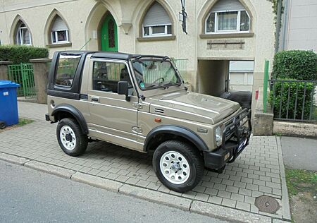 Suzuki SJ Samurai *RESTAURIERT *H -KENNZEICHEN * CABRIO