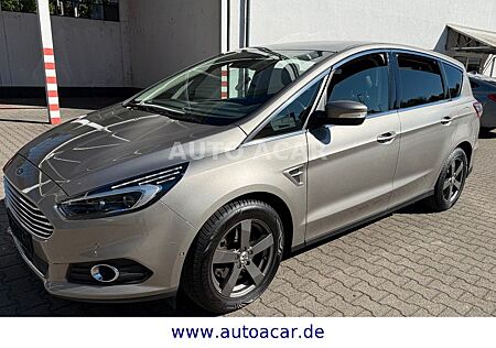 Ford S-Max 2,0 EcoBoost Titanium Automatik PANO/AHK