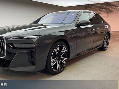 BMW 740d A xDrive M-Sport,SkyLou,AHK,Standh,21"