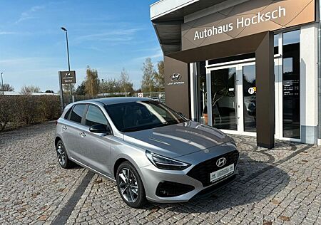 Hyundai i30 Advantage Mild-Hybrid *NAVI*SZHZ*LRHZ*KAM*