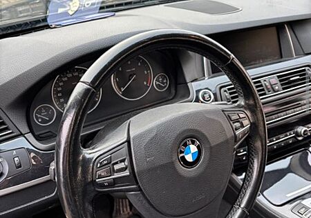 BMW 520d xDrive Touring A -