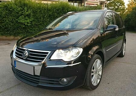 VW Touran Volkswagen 1.4 TSI 125kW DSG - HIGHLINE
