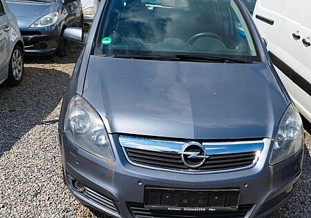 Opel Zafira B Edition