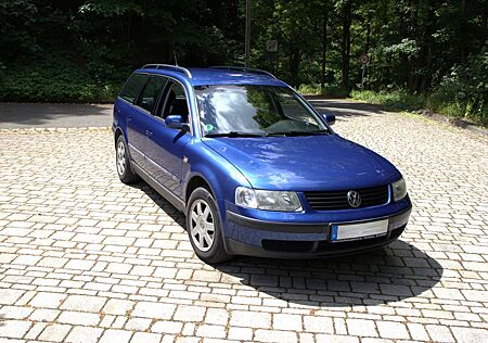 VW Passat Variant Volkswagen 2.3 VR5 Syncro