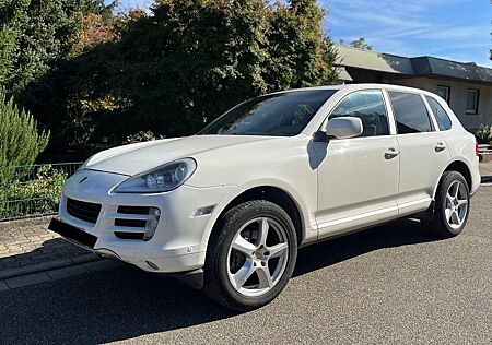 Porsche Cayenne 3,0 TD Tiptronic -