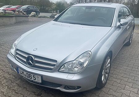 Mercedes-Benz CLS 350 Sommerfahrzeug von April bis Oktober