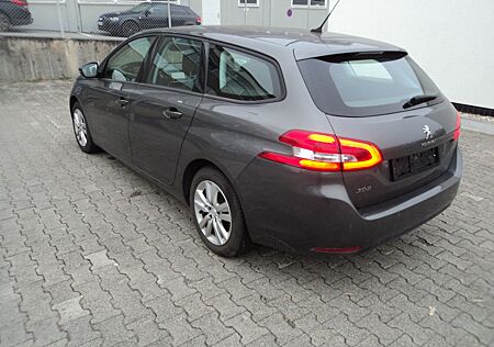 Peugeot 308 1,5hdi*130*EAT8*I-COCKPIT*DAB*NAVI*ALU