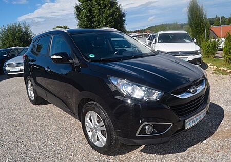 Hyundai ix35 CRDI* 2WD*Aus 2HD*Klima*SHZ*