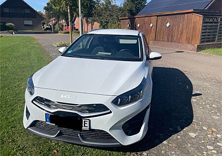 Kia Cee'd Sportswagon 1.6 GDI Plug-In Hybrid Vis...