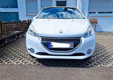 Peugeot 208 1.2 Active 82 VTi Active