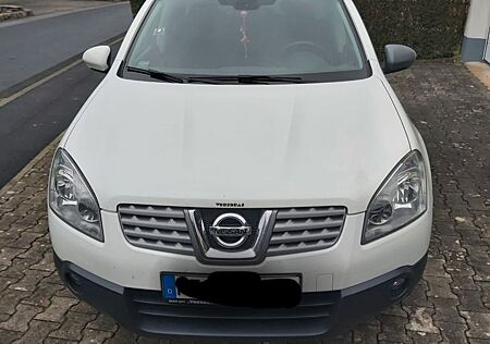 Nissan Qashqai 2.0 Acenta Schaltgetriebe