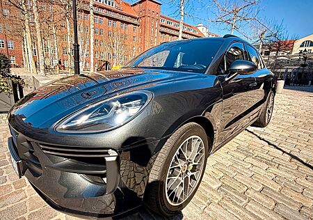 Porsche Macan Turbo Ceramic neu Approved Vollausstattung