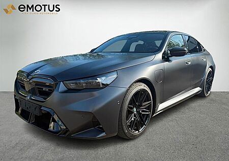 BMW M5 °CARBON EXT.°B&W°KEY°HUD°