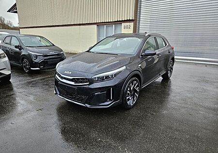 Kia XCeed +1.5T+140+DCT7+VISION+KOMFORT Bluetooth LED