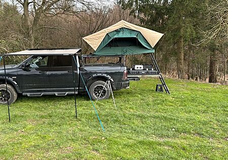 Dodge RAM 1500 Laramie Gen4 LPG Blackout Overland Pack