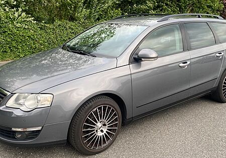 VW Passat Variant Volkswagen 2.0 TDI DPF Gepflegt TÜV 04/2027