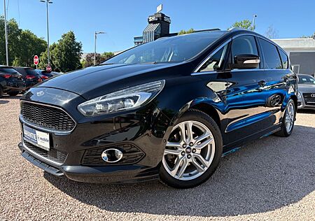 Ford S-Max 241PS Titanium / 7xSitzer