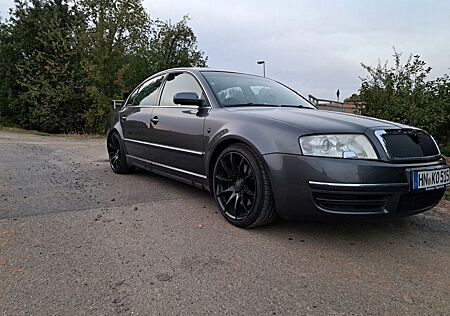 Skoda Superb 2.8 V6 Elegance Elegance