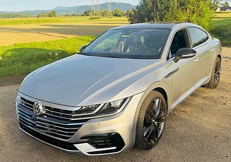 VW Arteon Volkswagen 2.0 TSI DSG R-Line Massage