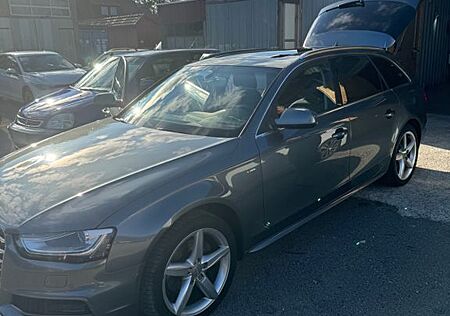 Audi A4 2.0 TDI 110kW multitronic S line Avant S line