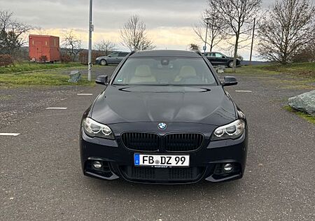 BMW 535d Touring A Luxury Line Luxury Line