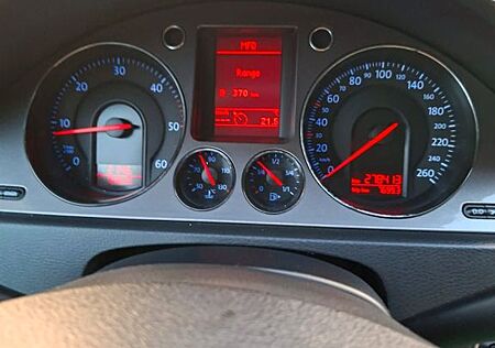 VW Passat Volkswagen 2.0 BlueTDI DPF Comfortline Comfortline