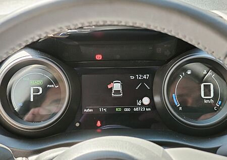 Toyota Yaris 1.5-l-VVT-i Hybrid CVT Style Style
