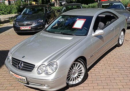 Mercedes-Benz CLK 200 Kompressor Sitzheiz Navi Tempo TÜV neu