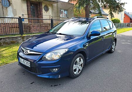 Hyundai i30 CW 1.6 CRDi 66 kW Classic Classic