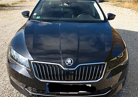 Skoda Superb 2.0 TDI Combi Style