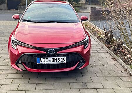 Toyota Corolla 2,0 Hybrid Team Deutsch Touring Spor...