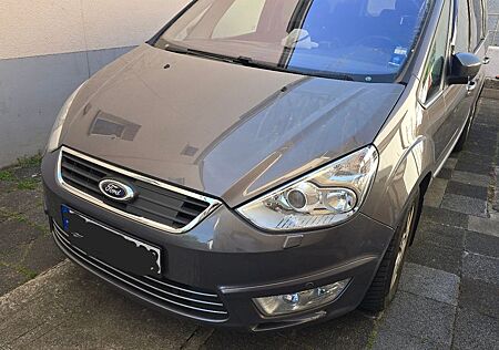 Ford Galaxy 2,0 TDCi 120kW DPF Titanium PowerShif...